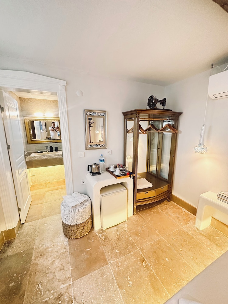 Lemon Villa Hotel 35/74