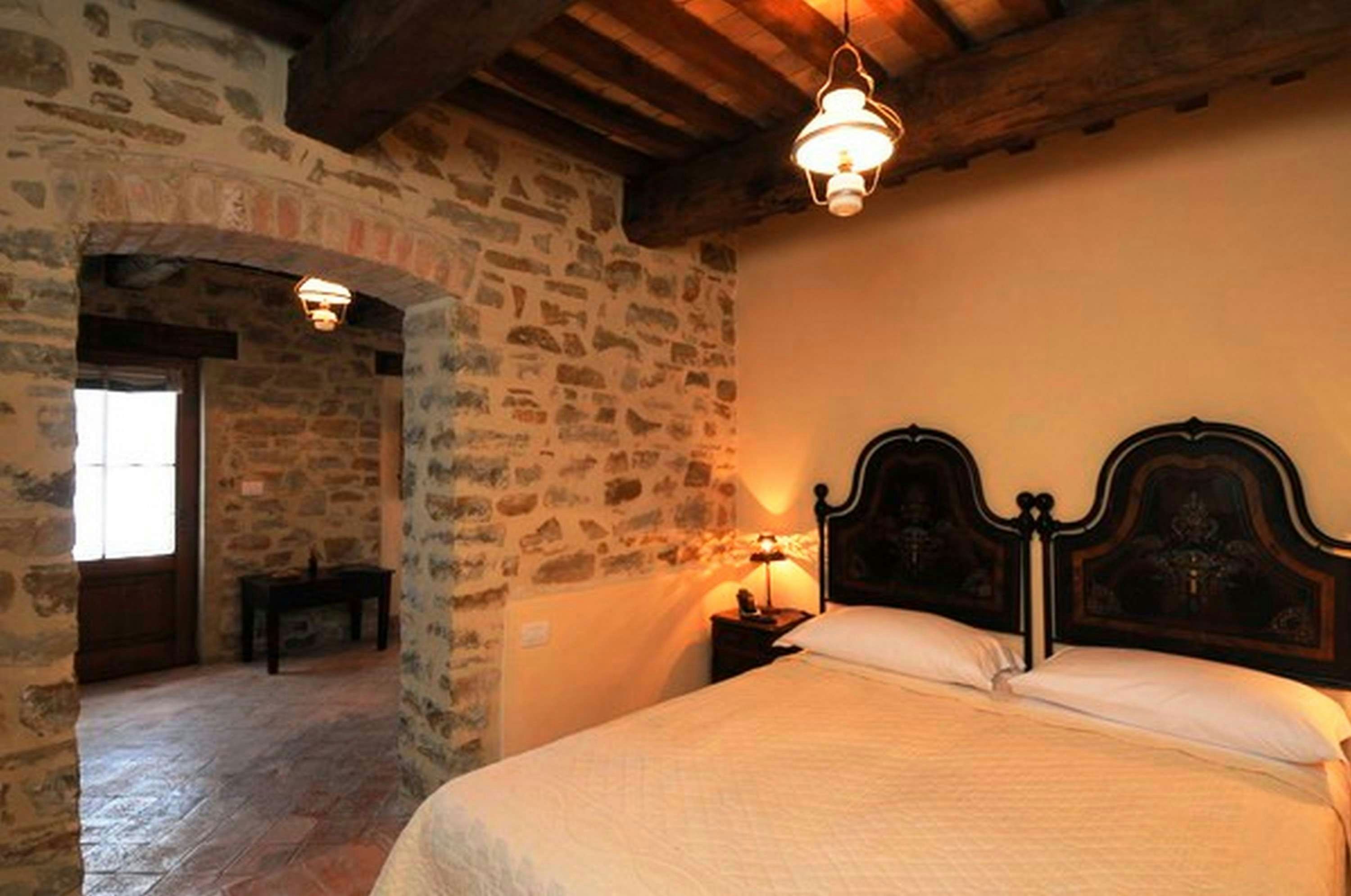 La Tavola Dei Cavalieri & Il Borgo 24/60