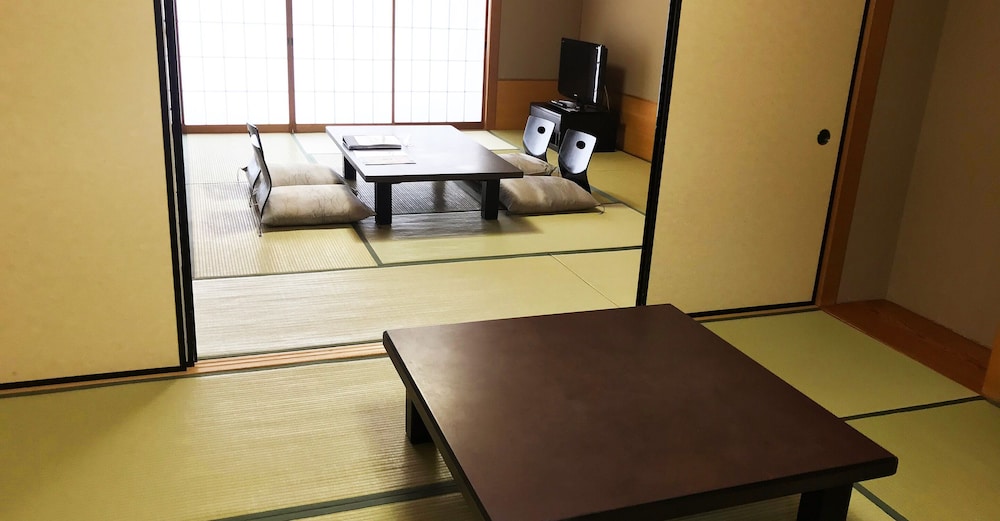 Nagaragawa Seiryu Hotel (Ex Harmonie Terrasse) 12/43