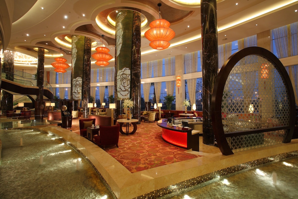 New Century Grand 27/29