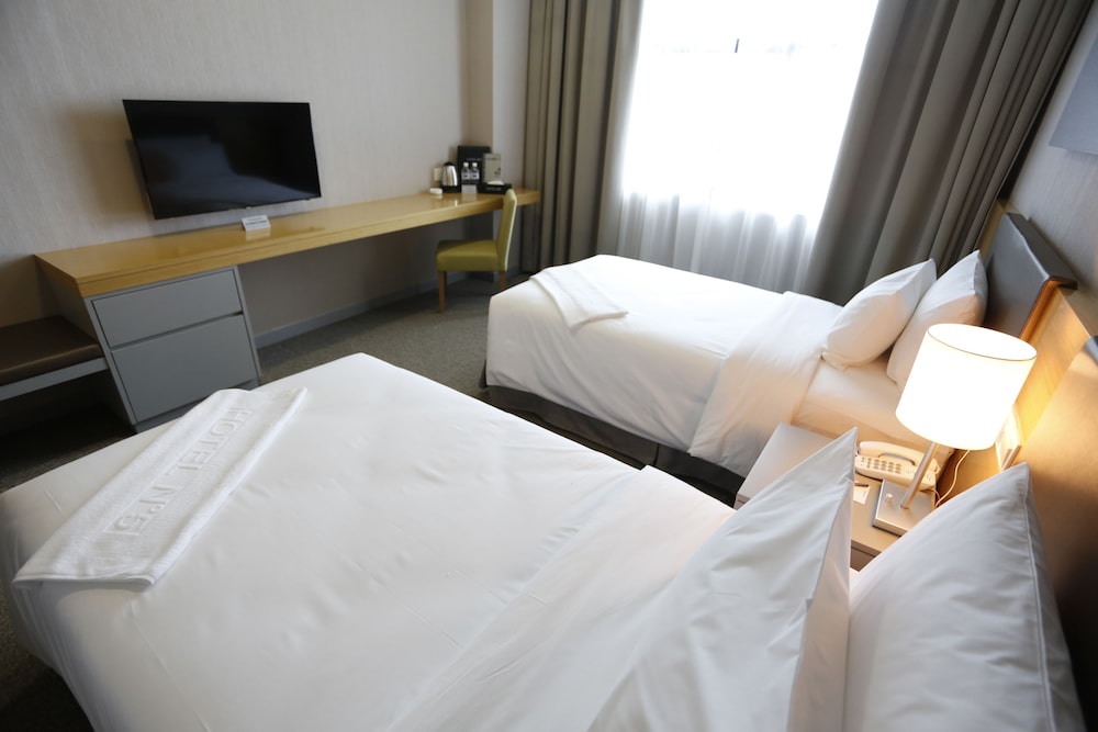 Hotel No5 24/52