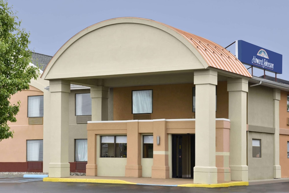 Howard Johnson By Wyndham Allentown Dorney Hotel Suites 2/36