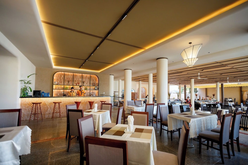 Le Aqua Resort & Spa Phan Thiet 54/70