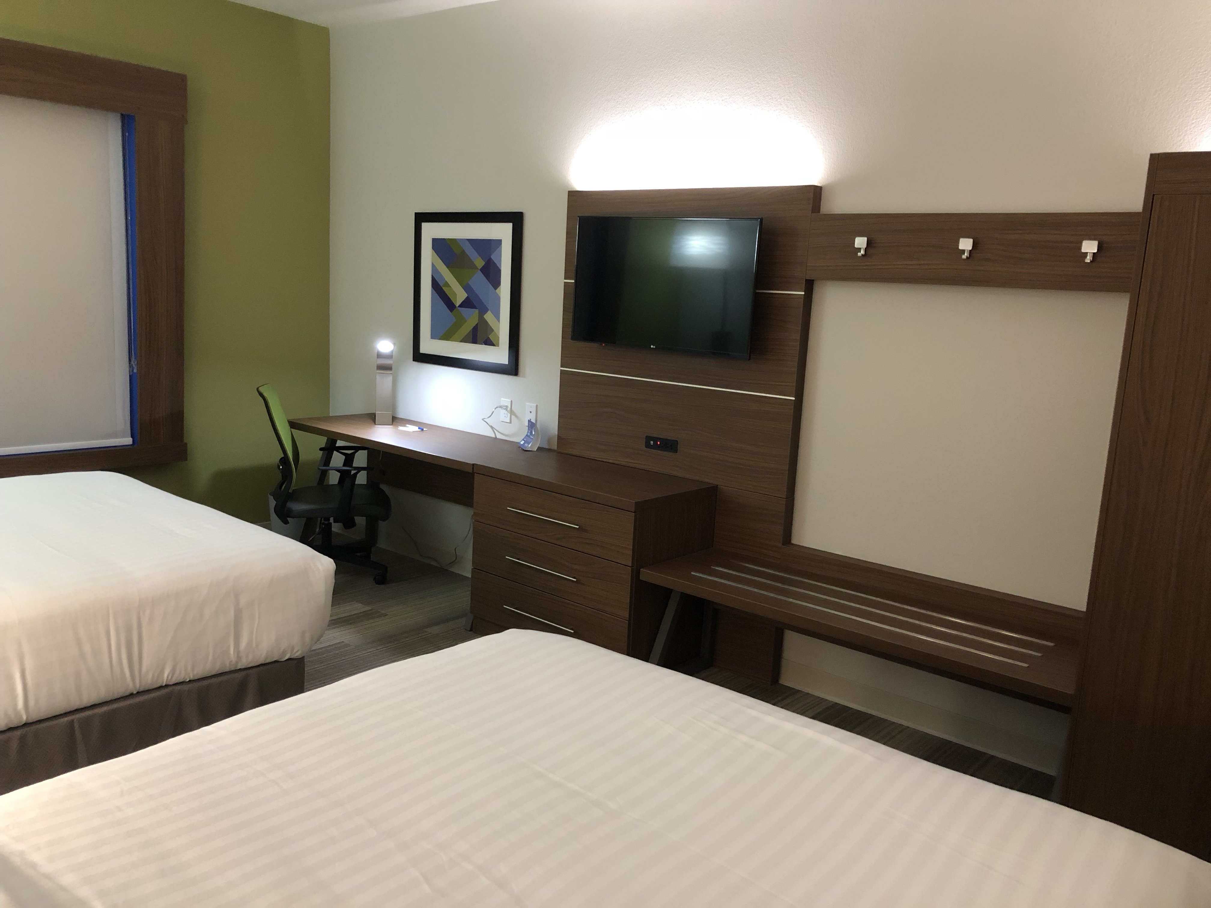HOLIDAY INN EXPRESS PINEVILLE-ALEXANDRIA AREA 17/49