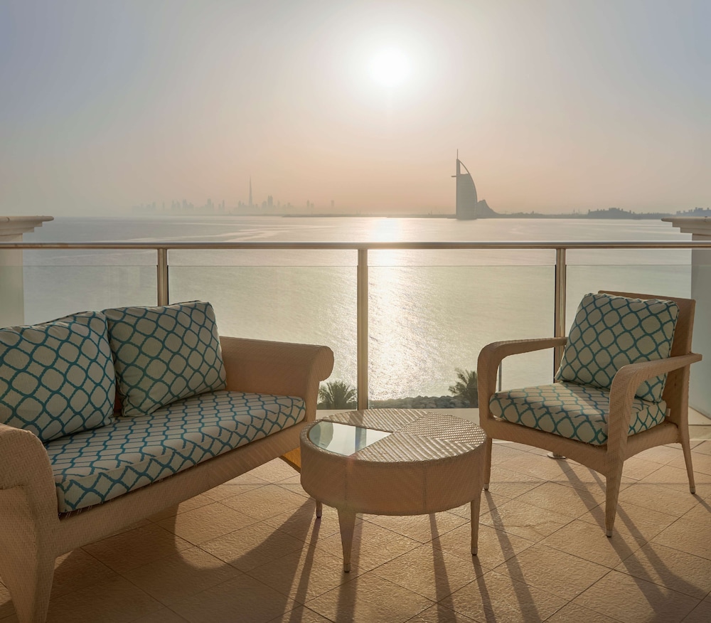 Waldorf Astoria Dubai Palm Jumeirah 44/81