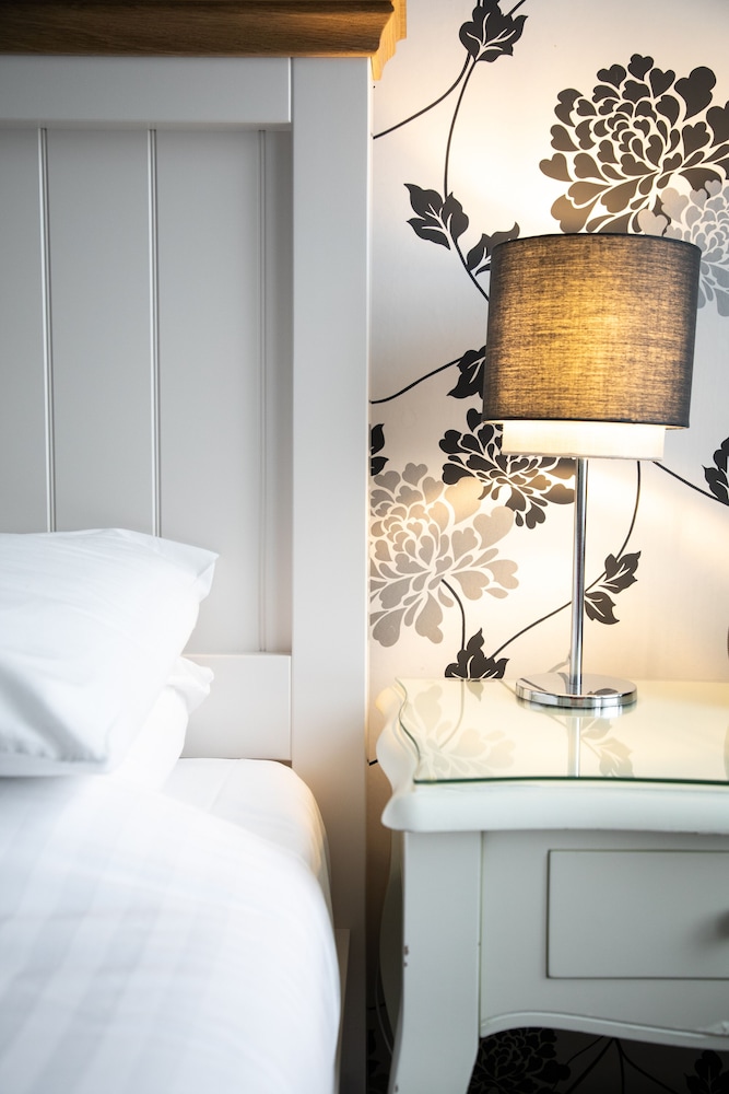 Trelawney Hotel B B Guest House 29/50
