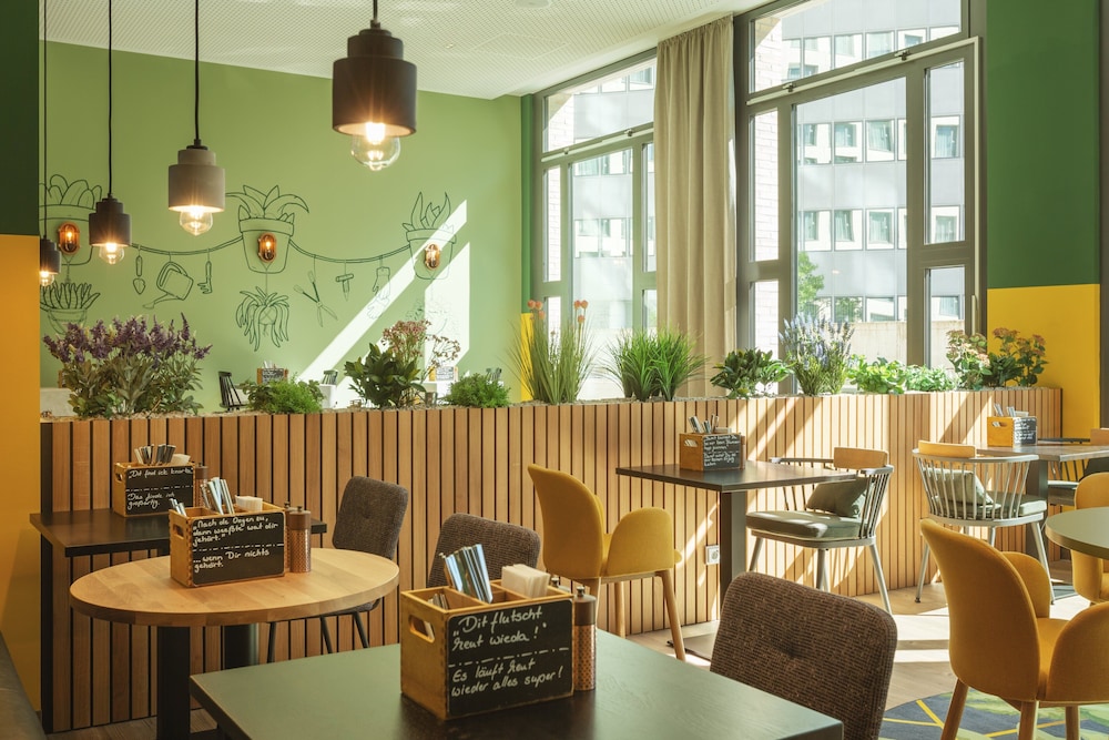 Holiday Inn - the niu, Dwarf Berlin Schoneberg 63/73