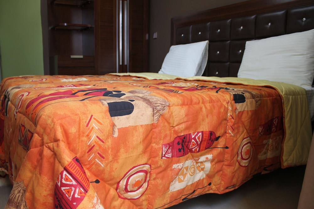 Wakola Hôtel Cheikh Anta 29/31