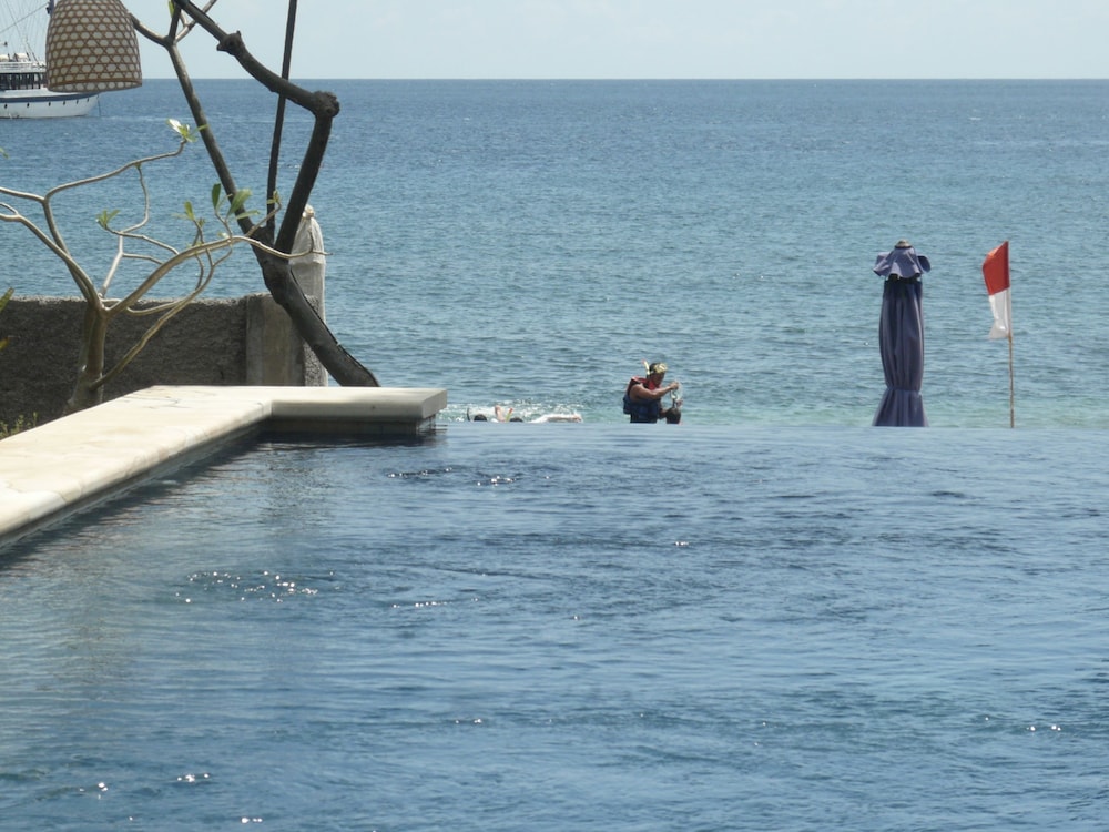 Vienna Beach Resort 62/69