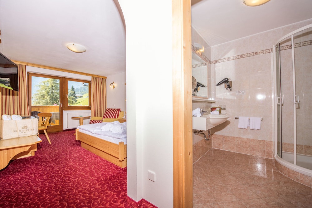 Barenhotel 44/45