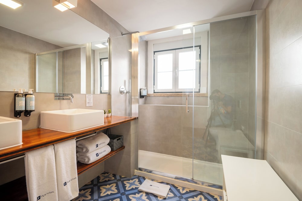 Bica Flh Suites 50/52