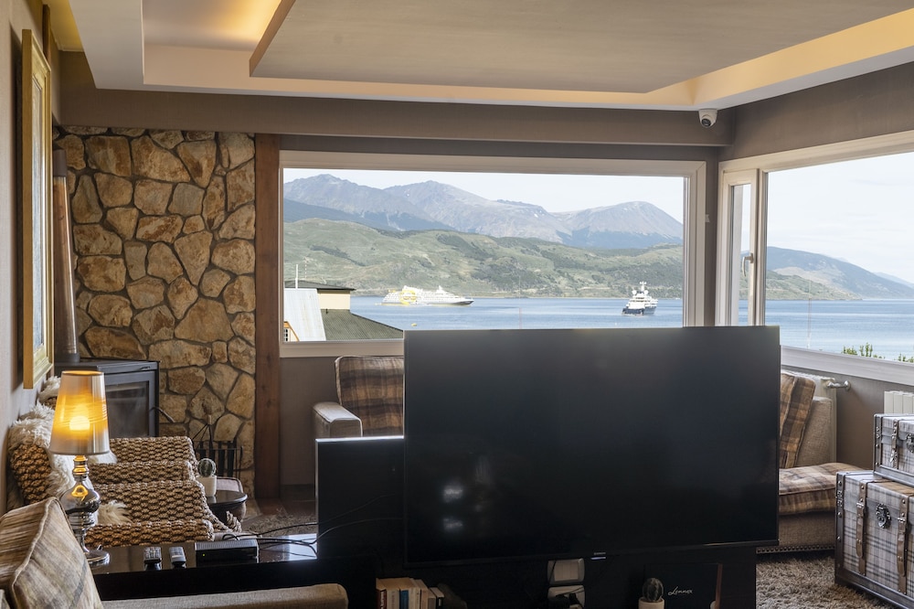 LENNOX HOTEL USHUAIA 9/60