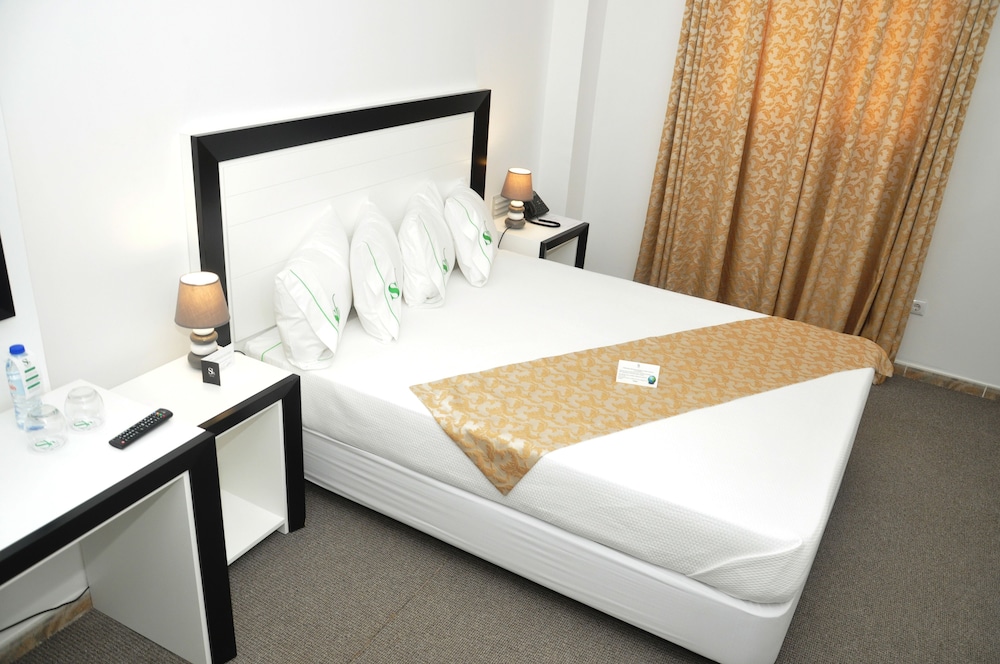 Sh Boutique Hotel 10/50