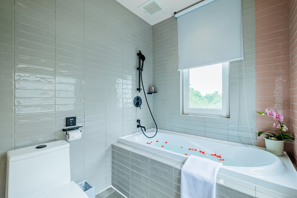 PACE HOTEL Suzhou Guanqian Branch 37/45