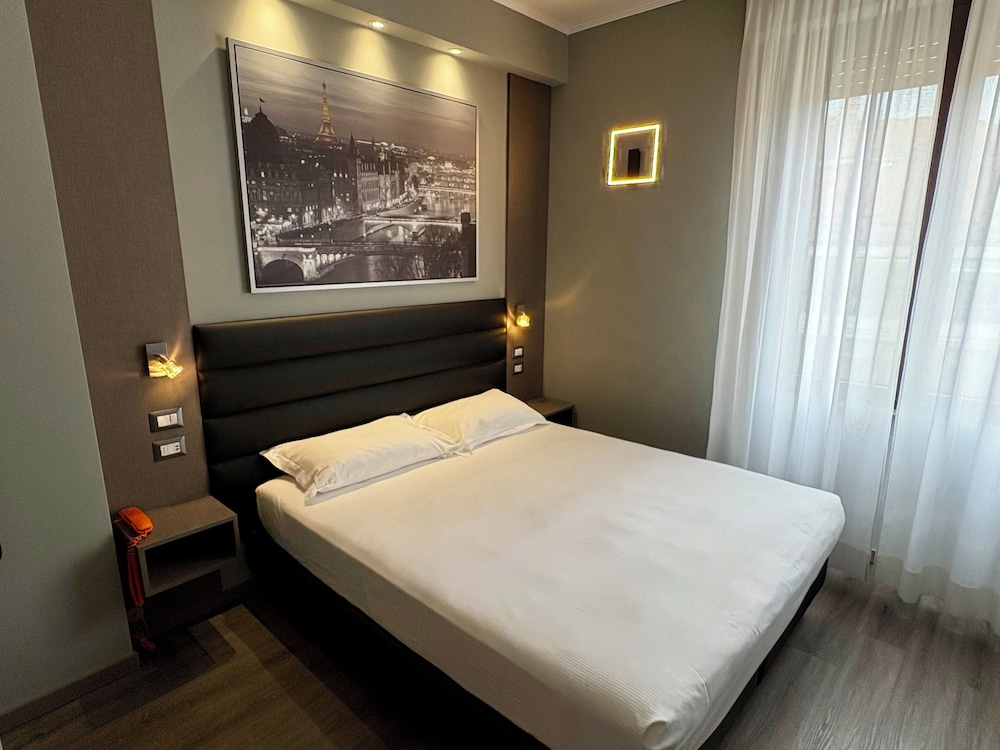 STANDARD, DOUBLE BED