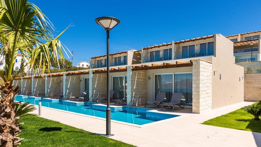 Sun & Sea Plus Resort 43/50