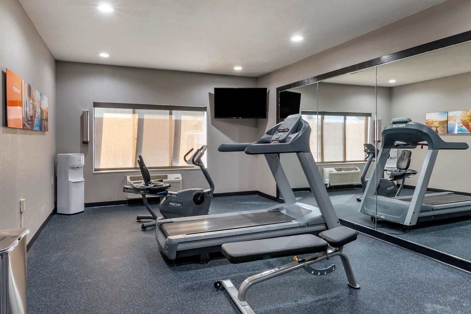 Comfort Inn & Suites Emporia 4/9