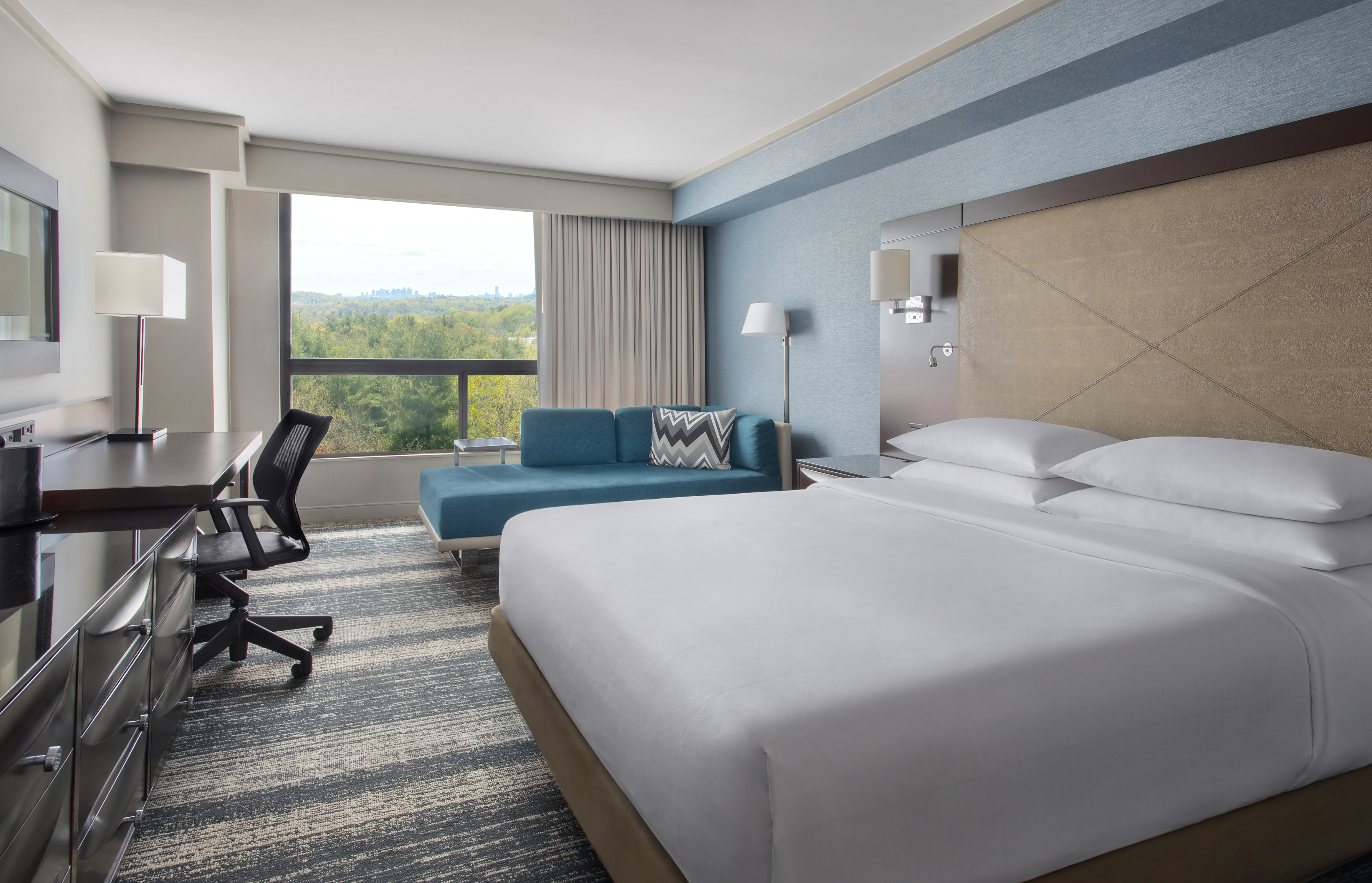 Club, Double Bed