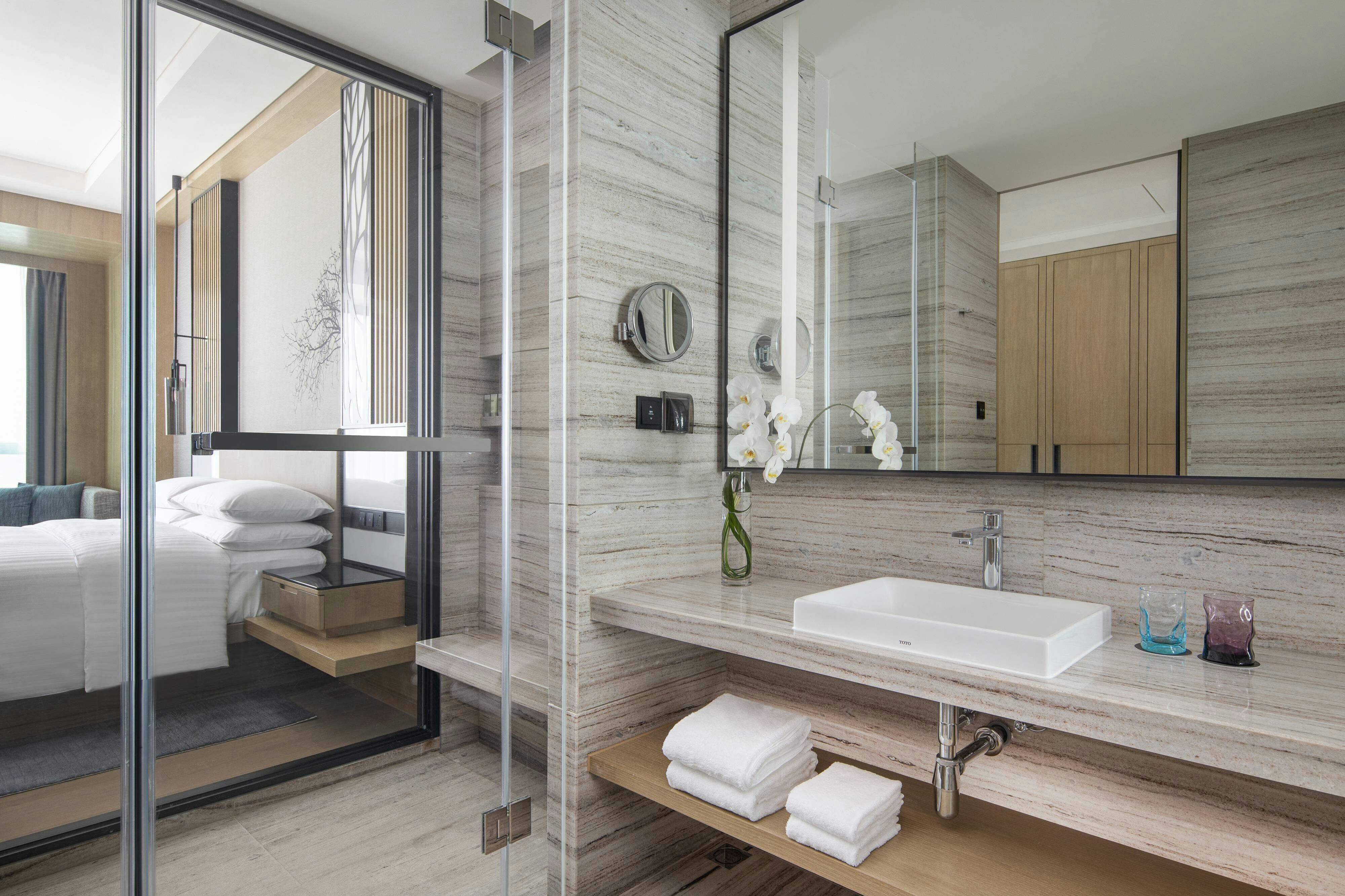 غرفة بسرير كينج، Courtyard by Marriott Chengdu South 4/4