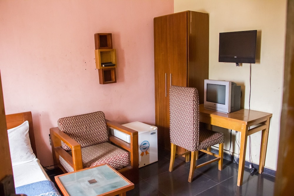 Allonze Hotel 18/35