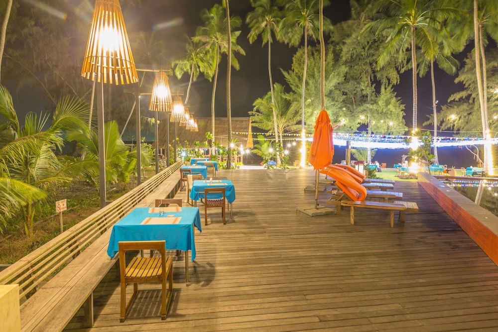 Koh Kood Paradise Beach Resort 36/50