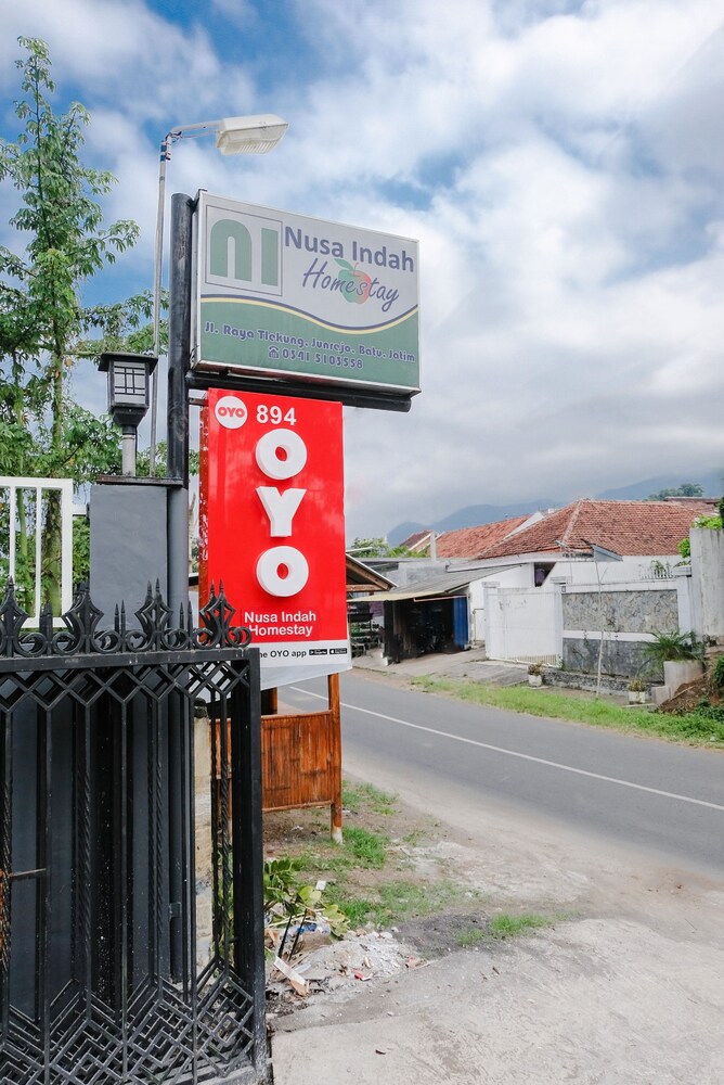 OYO 894 Nusa Indah Homestay Syariah 2/20