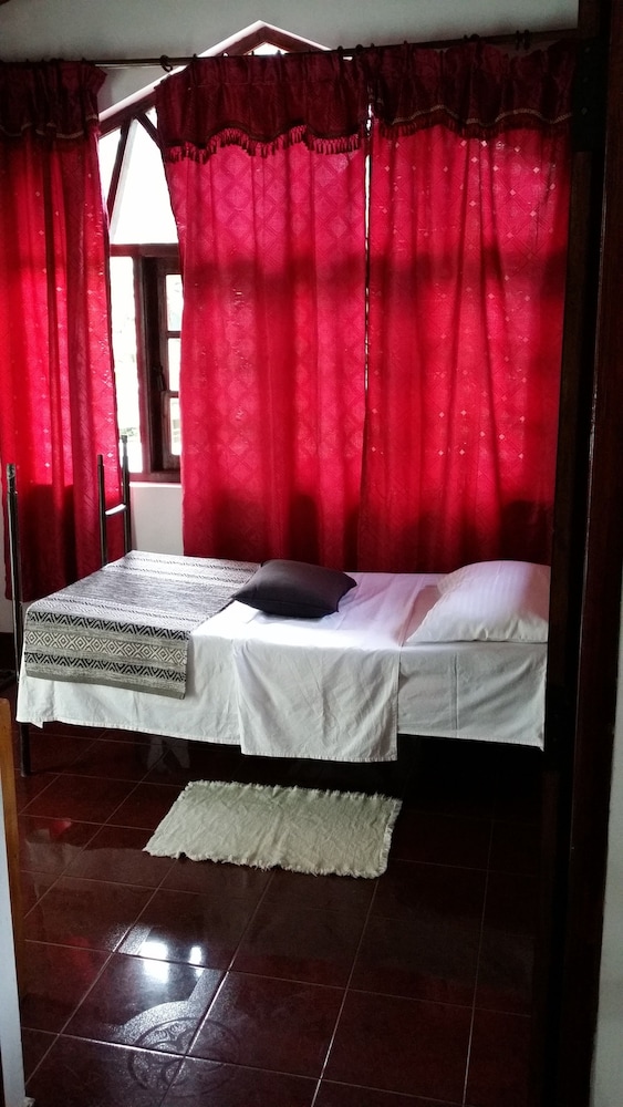Village Villa Home Stay 12/24