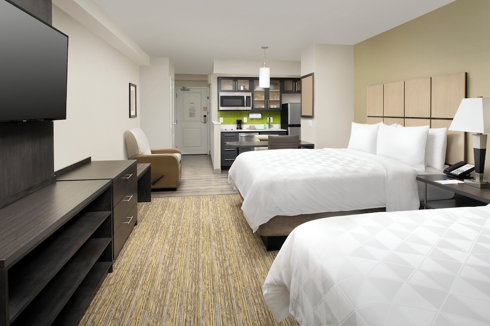 Candlewood Suites Alexandria West 16/58