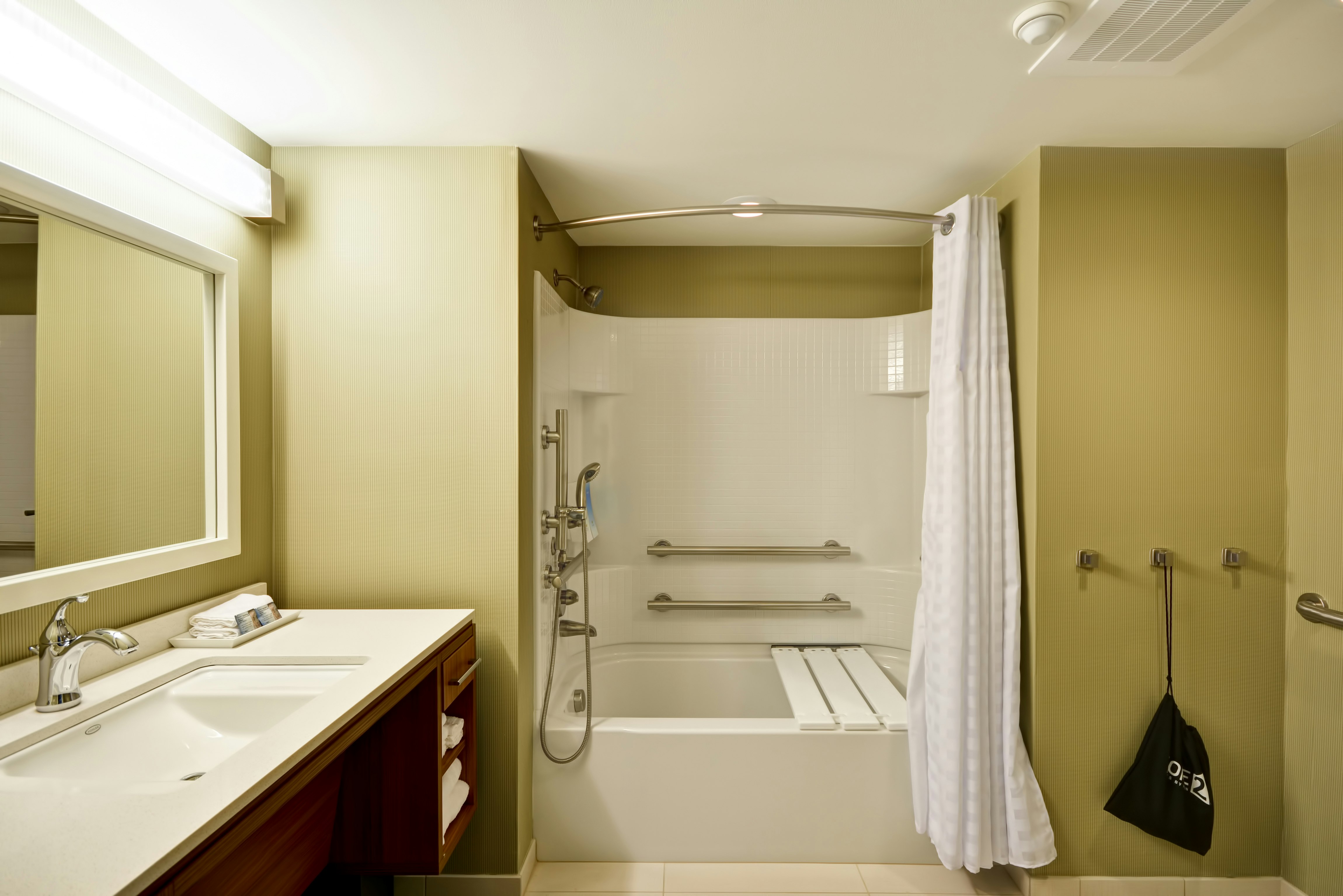 Home2 Suites By Hilton Decatur Ingalls Harbour 64/65