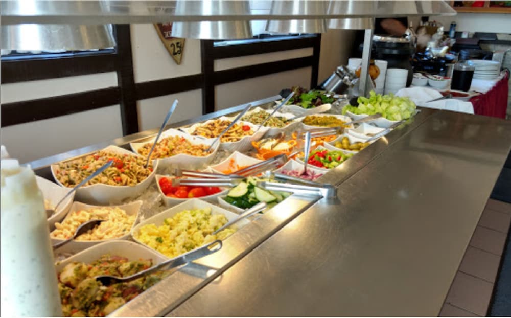 Mcintosh Country Inn & Conference Centre 55/69