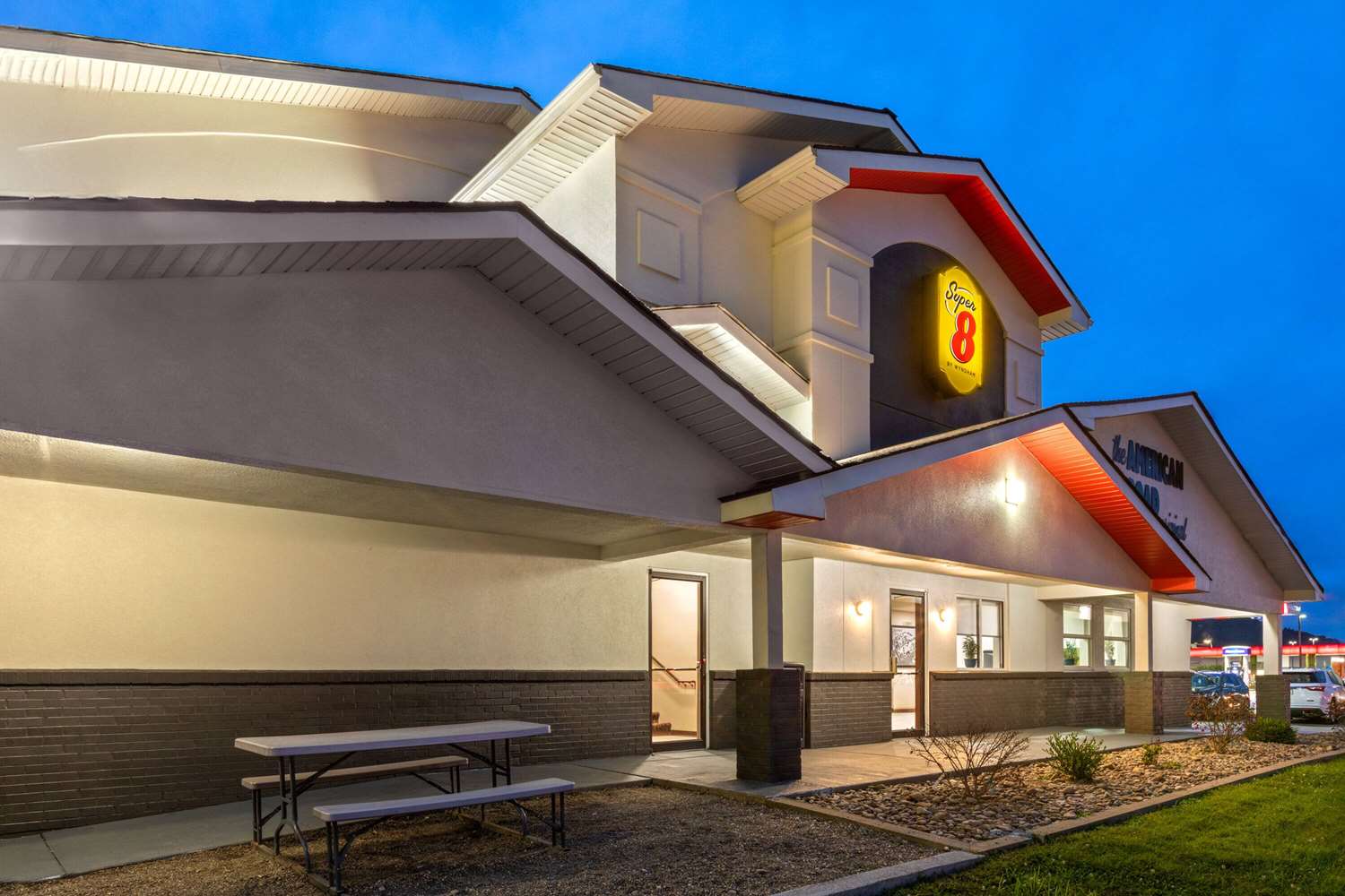 Super 8 By Wyndham Summersville 15/19
