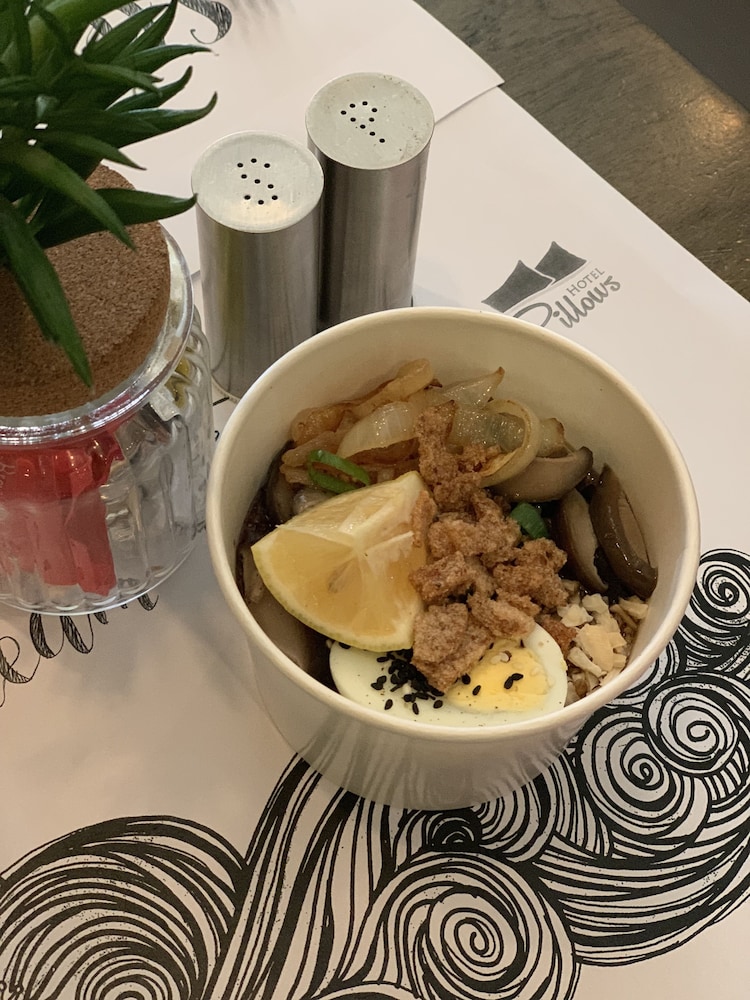 ピローズ ホテル 写真4