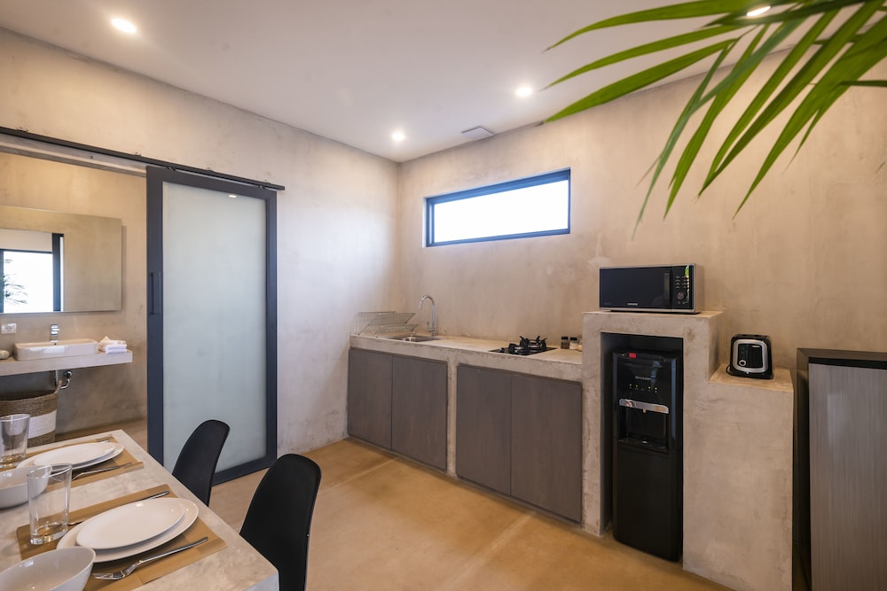 Canggu Dream Studios and Villas 36/48