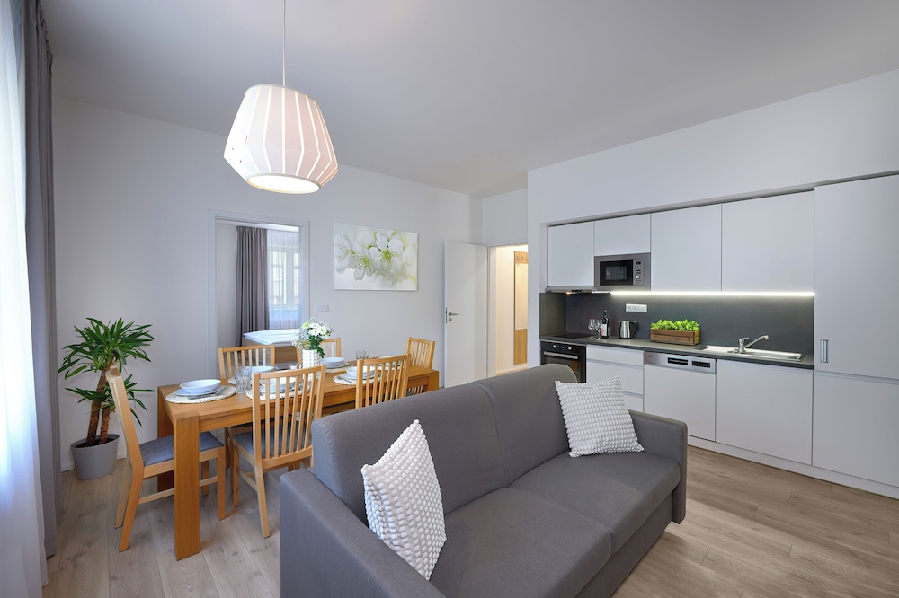 Downtown Suites Belohorska 48/69