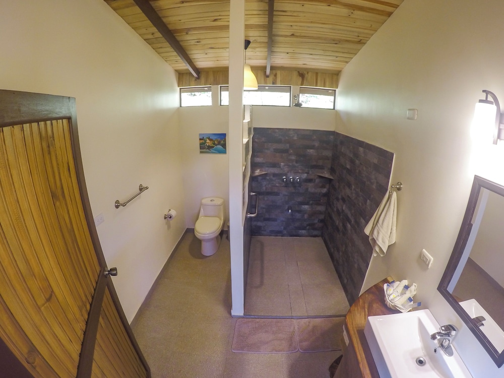 Santa Juana Lodge Nature Reserve 50/50