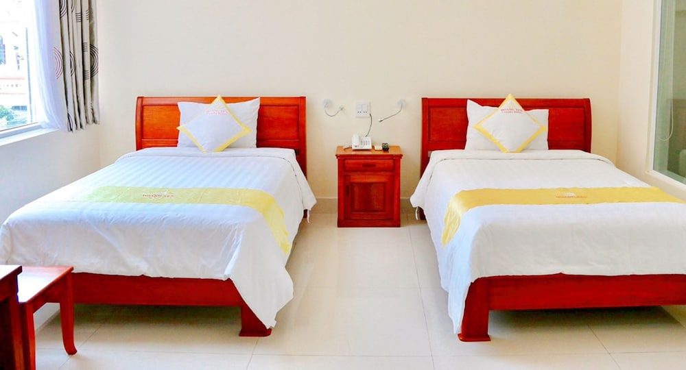 Hoang Yen Canary Hotel 30/66