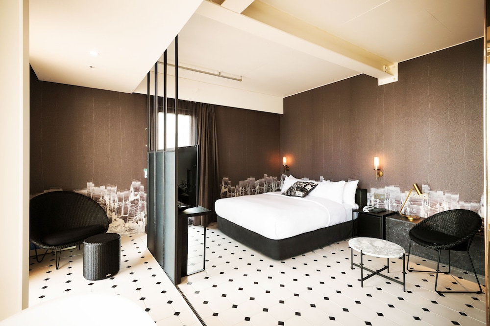 Hotel Museo 42/72