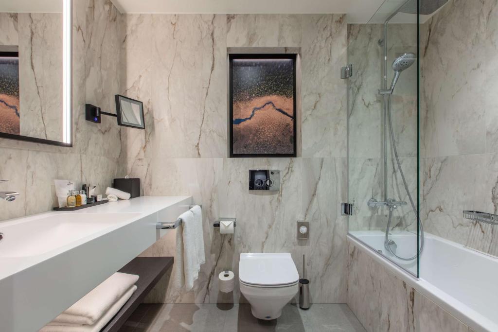 غرفة سوبيريور بسرير كينج، Radisson Collection Hotel, Tallinn 2/2