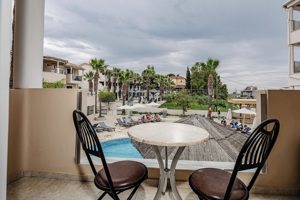 Caretta Beach Resort & WaterPark 74/91