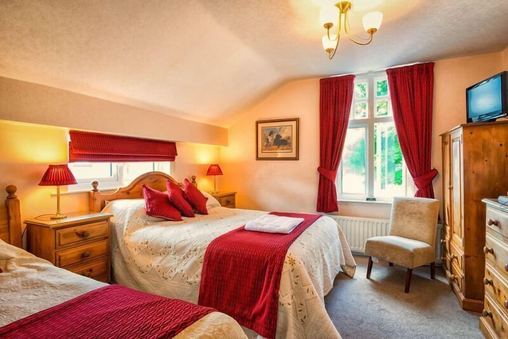 Meadowcroft Country Guest House 3/27