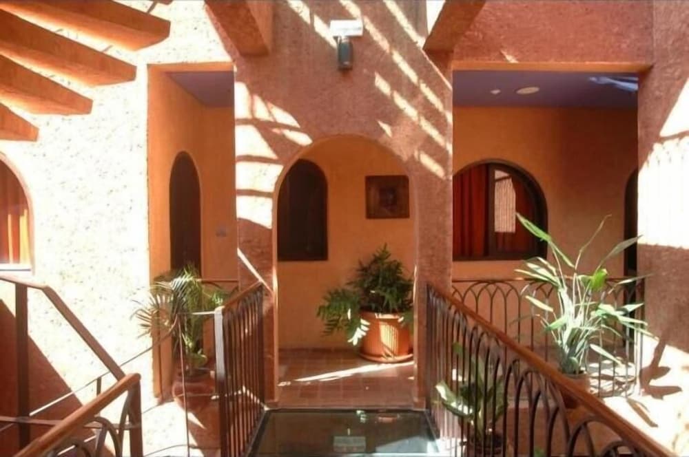 Hotel Le Djoloff Dakar 9/55