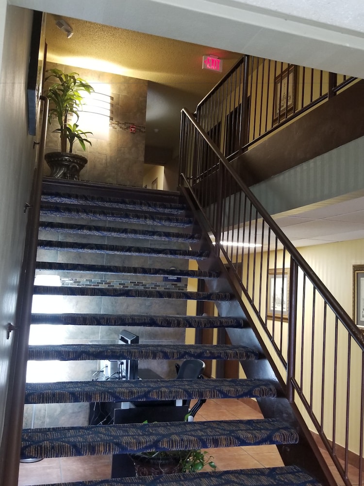 Days Inn by Wyndham Fort Collins 62/75