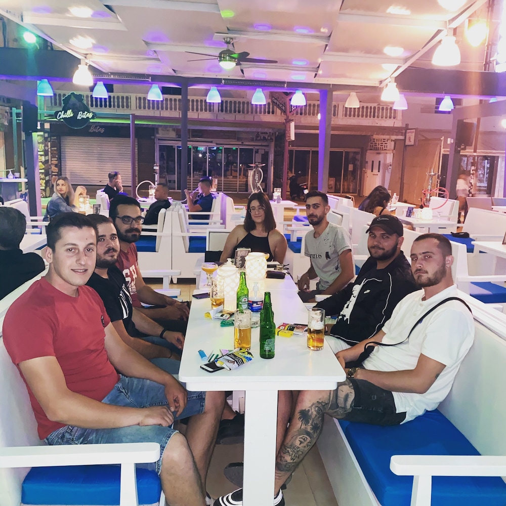 Cloud 9 Hotel Shisha & Cocktail Bar - Adults Only 18+ 41/51