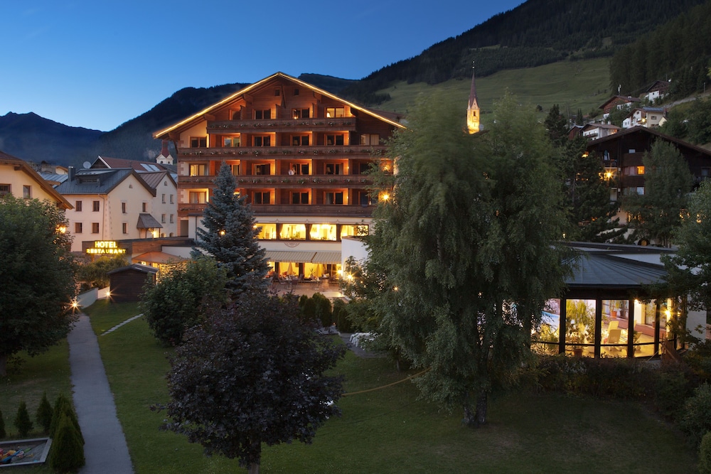 BEAUTY & SPORTHOTEL TIROLERHOF 1/50