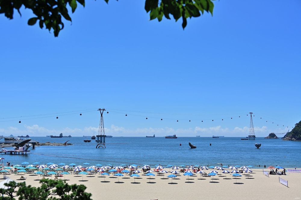 Wyndham Grand Busan Ijin 36/43