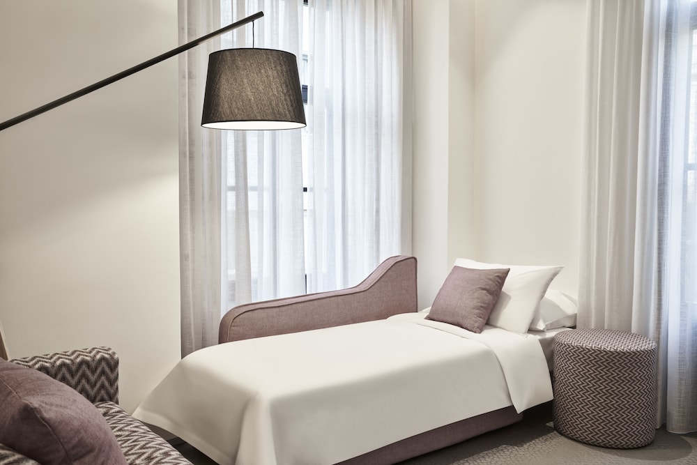 LIFESTYLE, SUITE, TERRACE