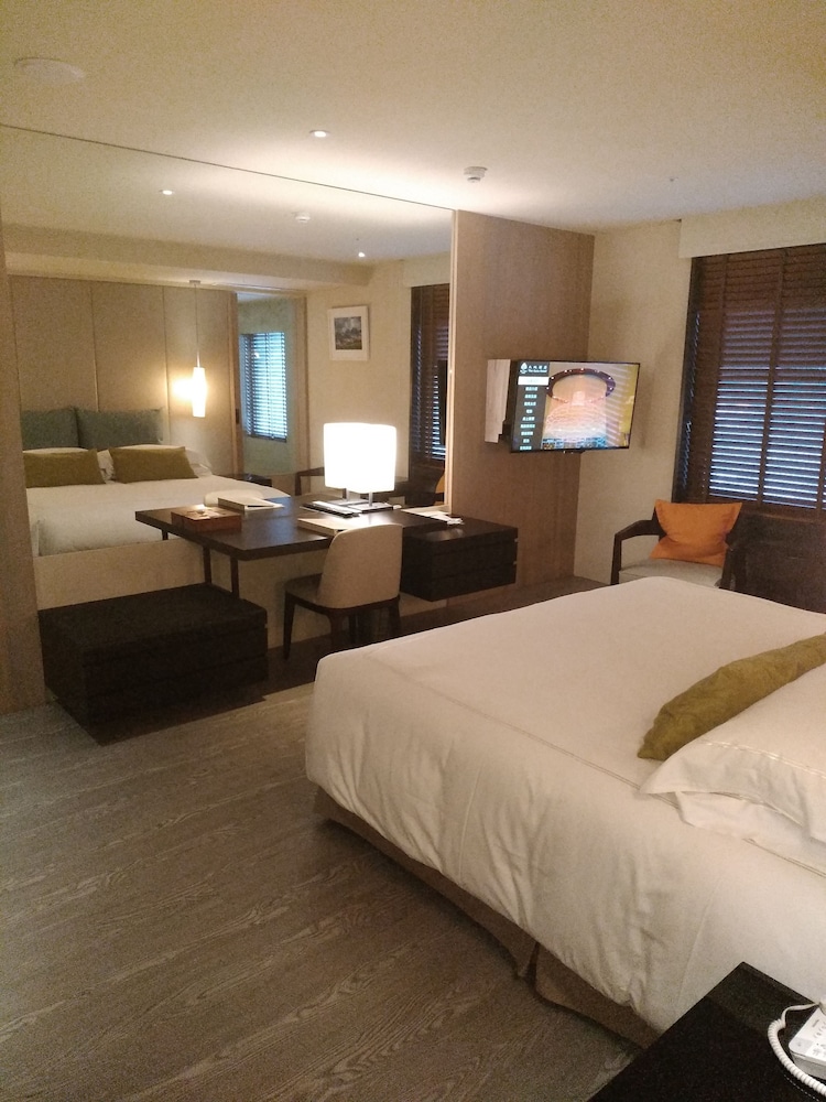 The Gaia Hotel Taipei 8/72