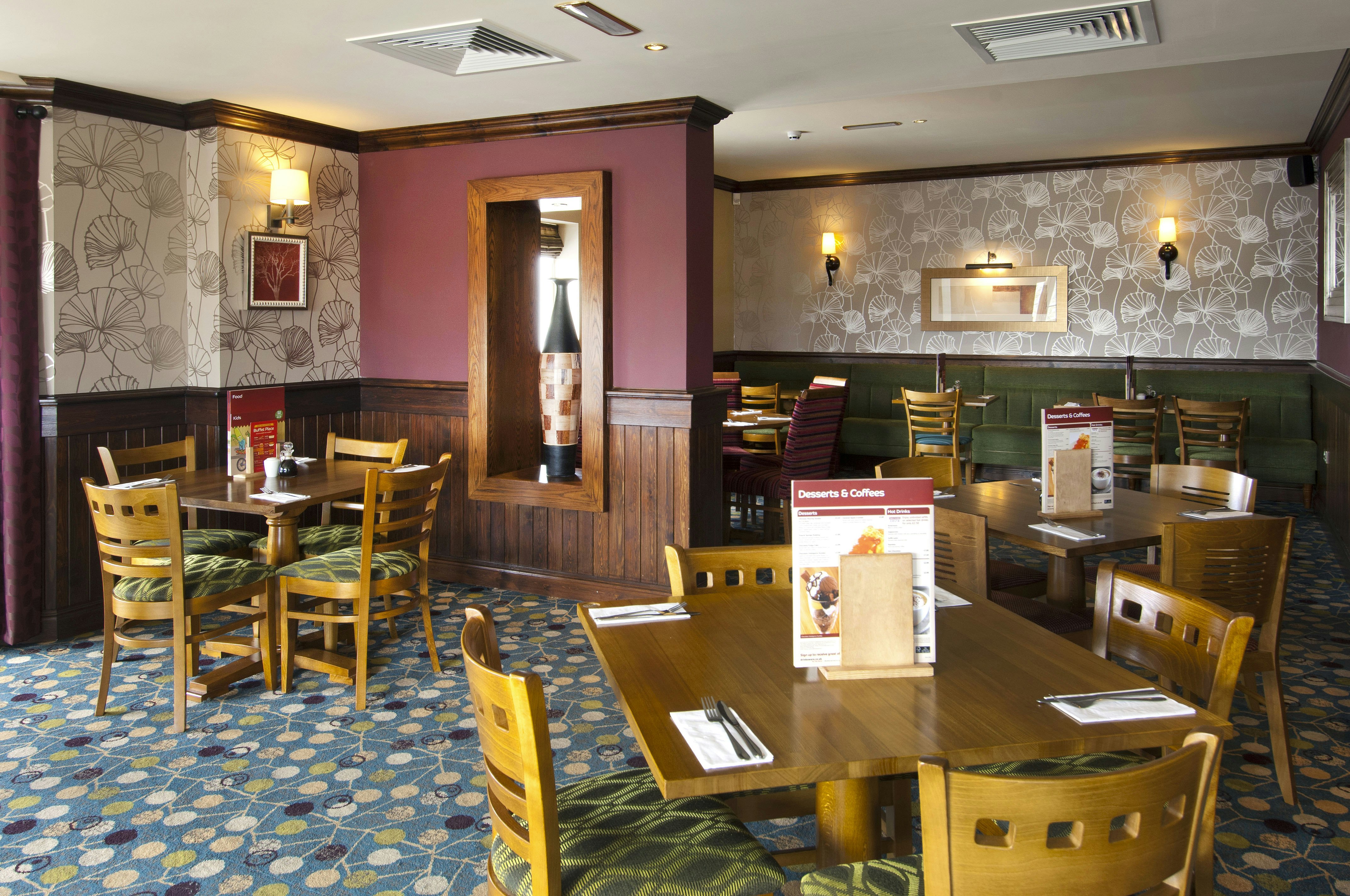 Premier Inn Bedford South A421 26/40