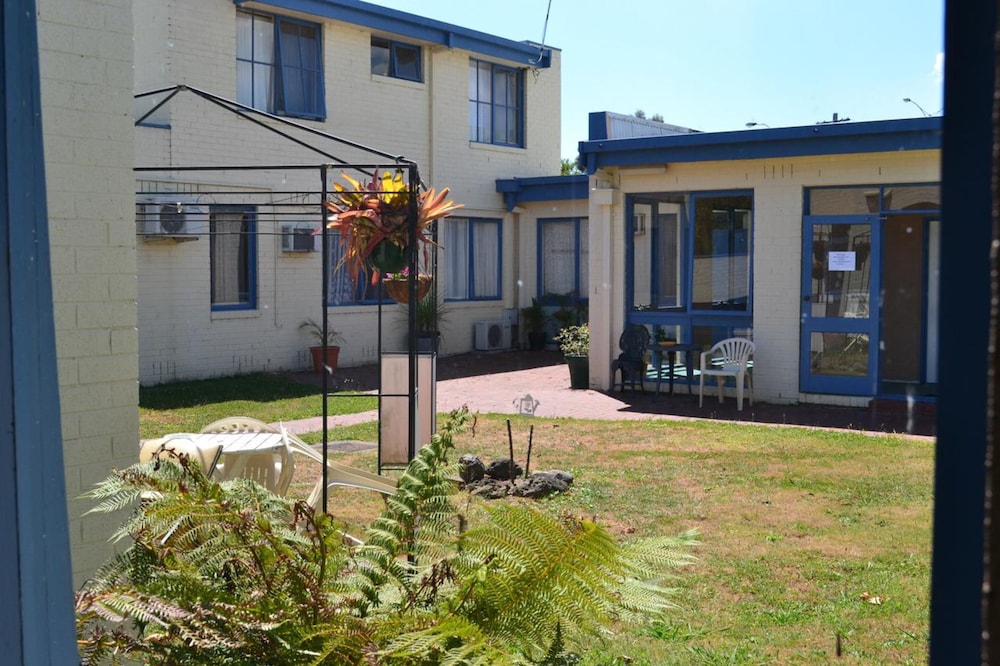 CHADSTONE EXECUTIVE MOTEL 15/19