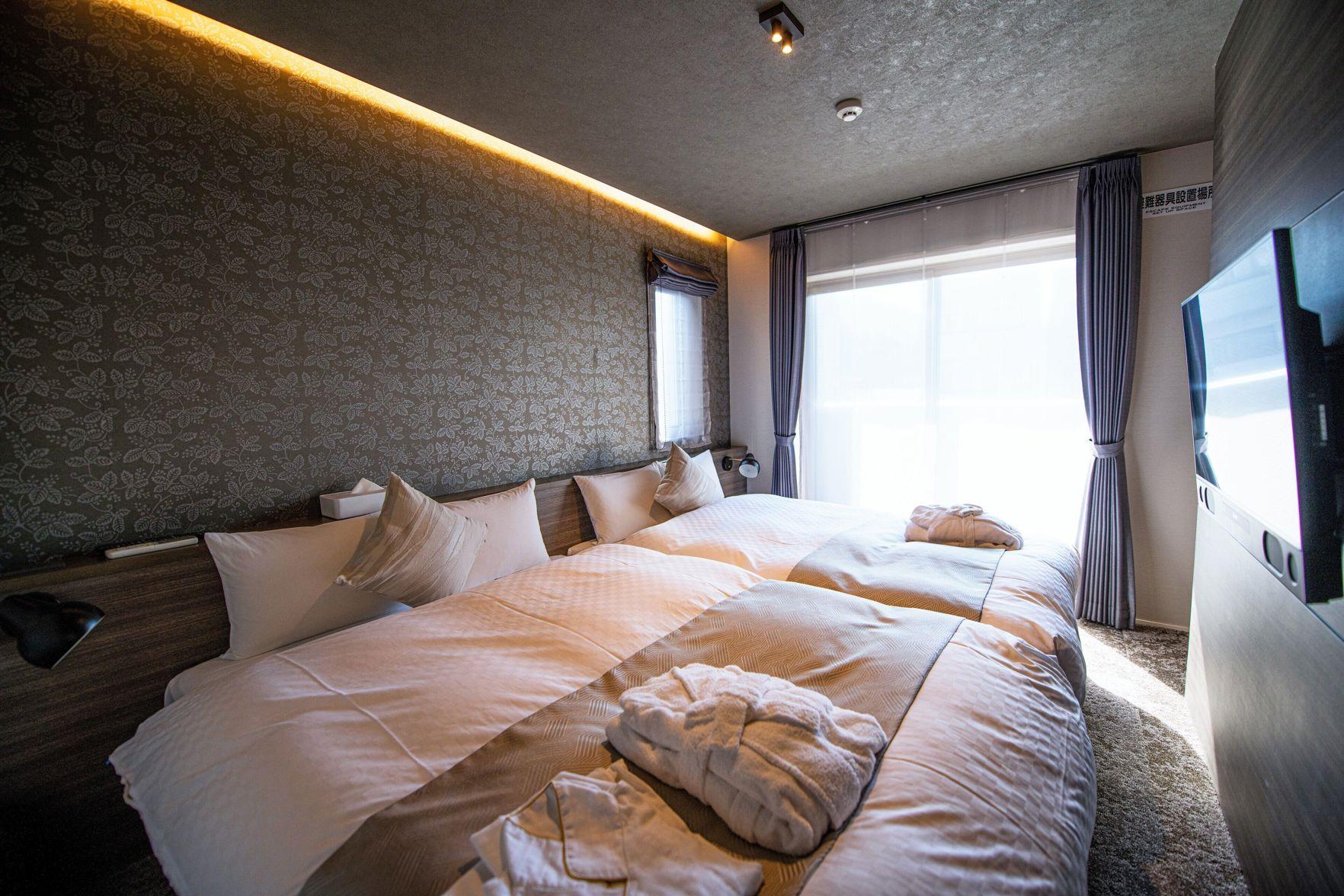 Suite, Quadruple, Double Bed